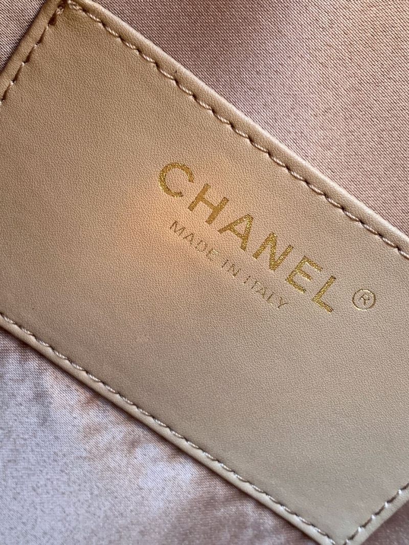 Ch**el 25c hobo bags